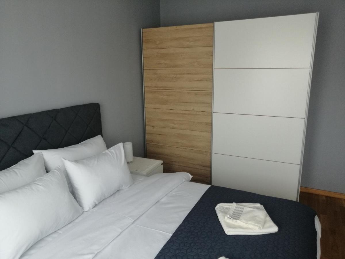 Fit Apartman Belgrado Exterior foto