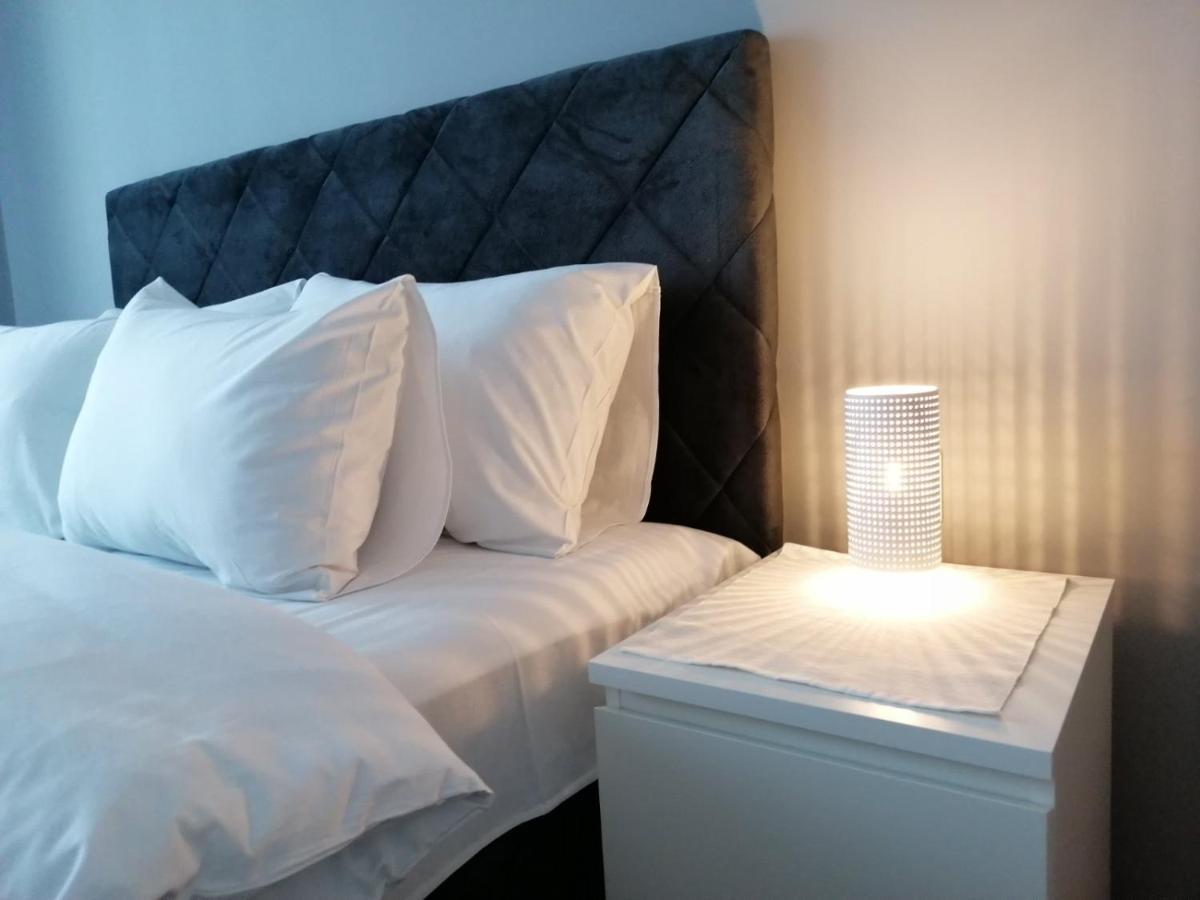 Fit Apartman Belgrado Exterior foto