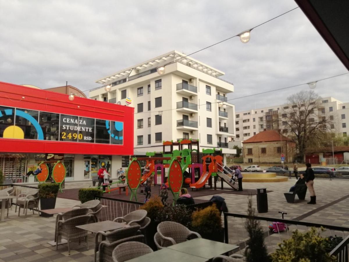 Fit Apartman Belgrado Exterior foto
